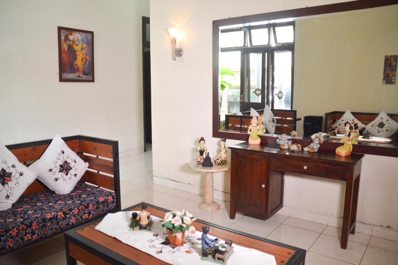 Roemah Canting Homestay Yogyakarta Eksteriør billede