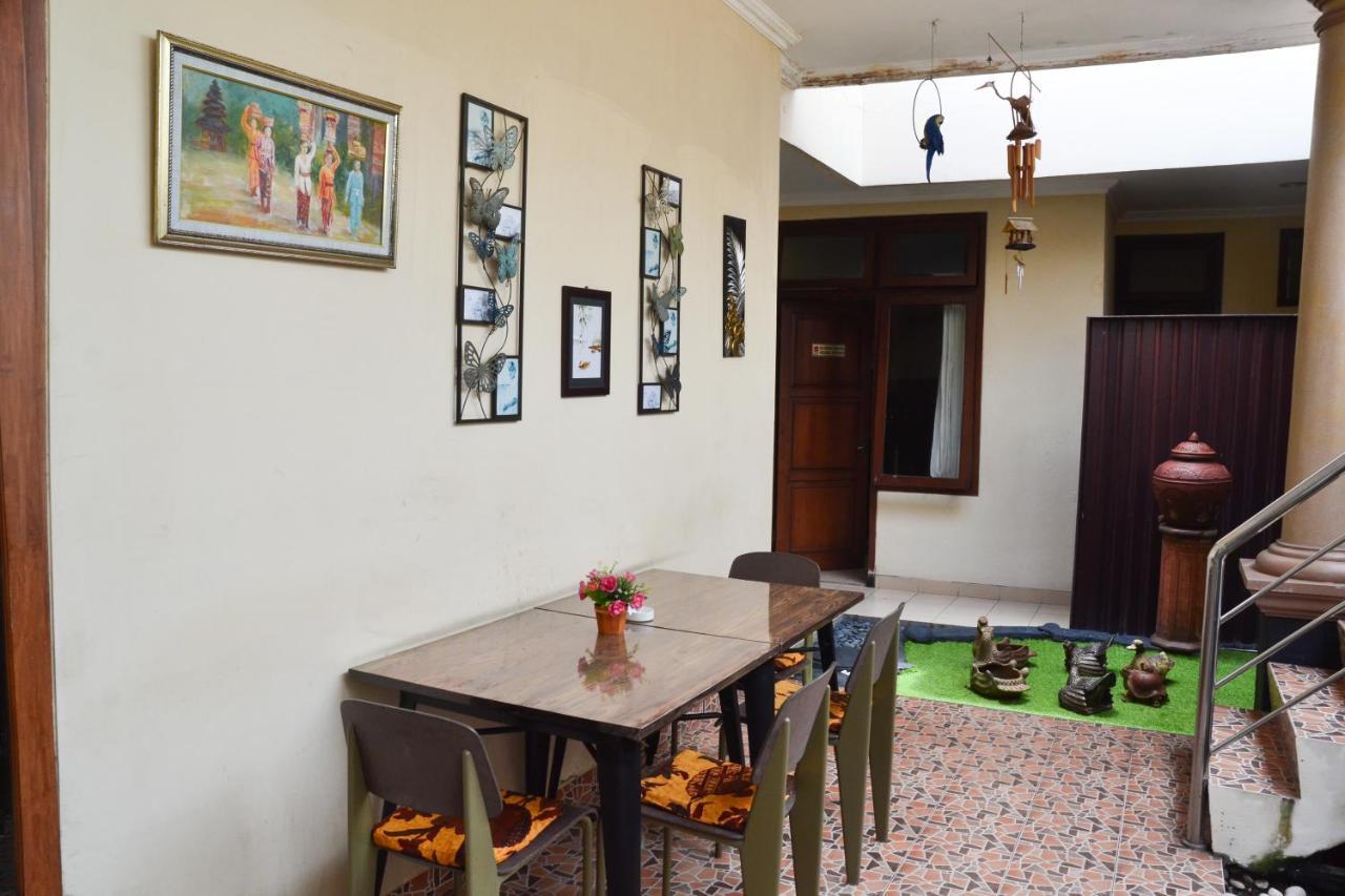 Roemah Canting Homestay Yogyakarta Eksteriør billede